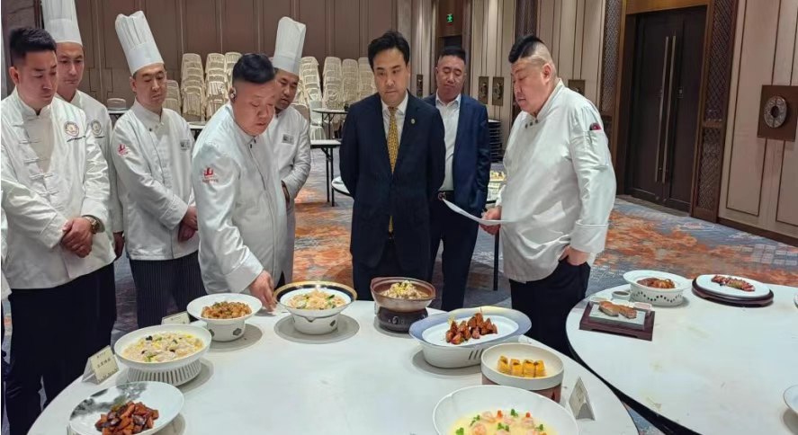 中国民族品牌饭店“中华美食.鲁菜的发展——舜耕山庄传承发展鲁菜“纪要”（三）